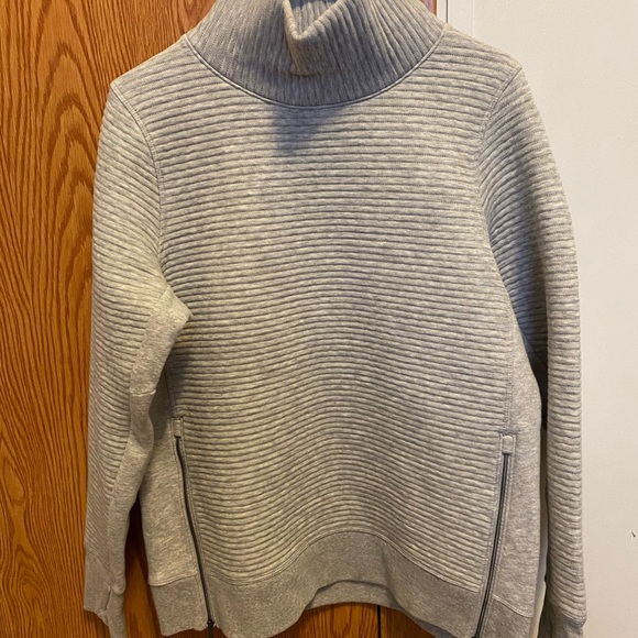 all in motion Tops - All in Motion long sleeve sweatshirt M NWOT